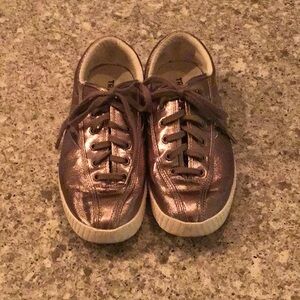 Tretorn bronze sneakers. Classic style! Size 8 women